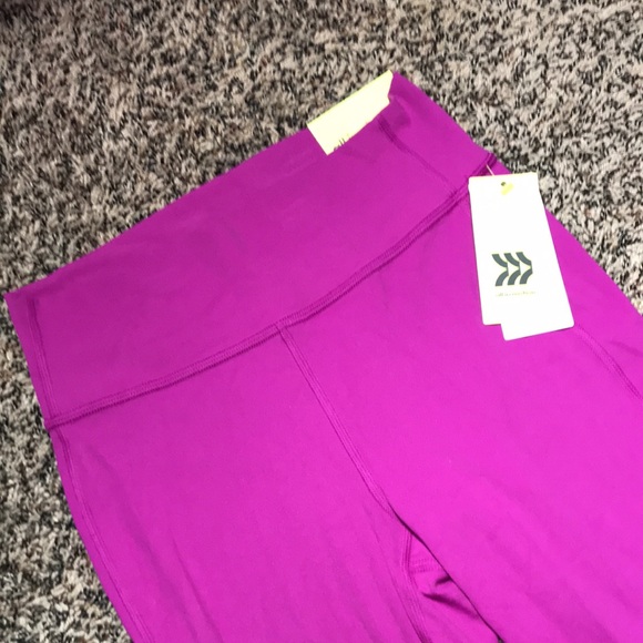 All In Motion Everyday Soft High Rise Flare Leggings Girls Size 10/12 | NWT - Picture 2 of 7